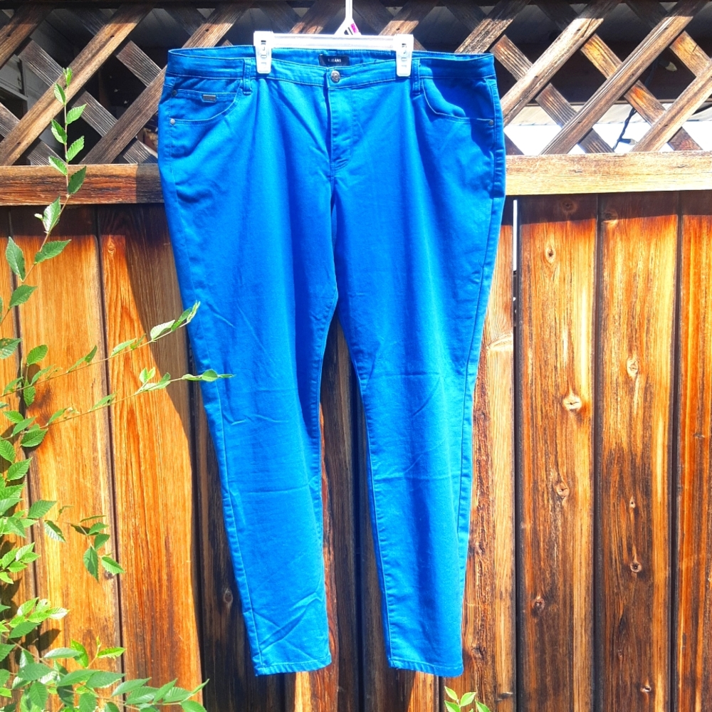 Reitman's Teal Blue Stretch jeans